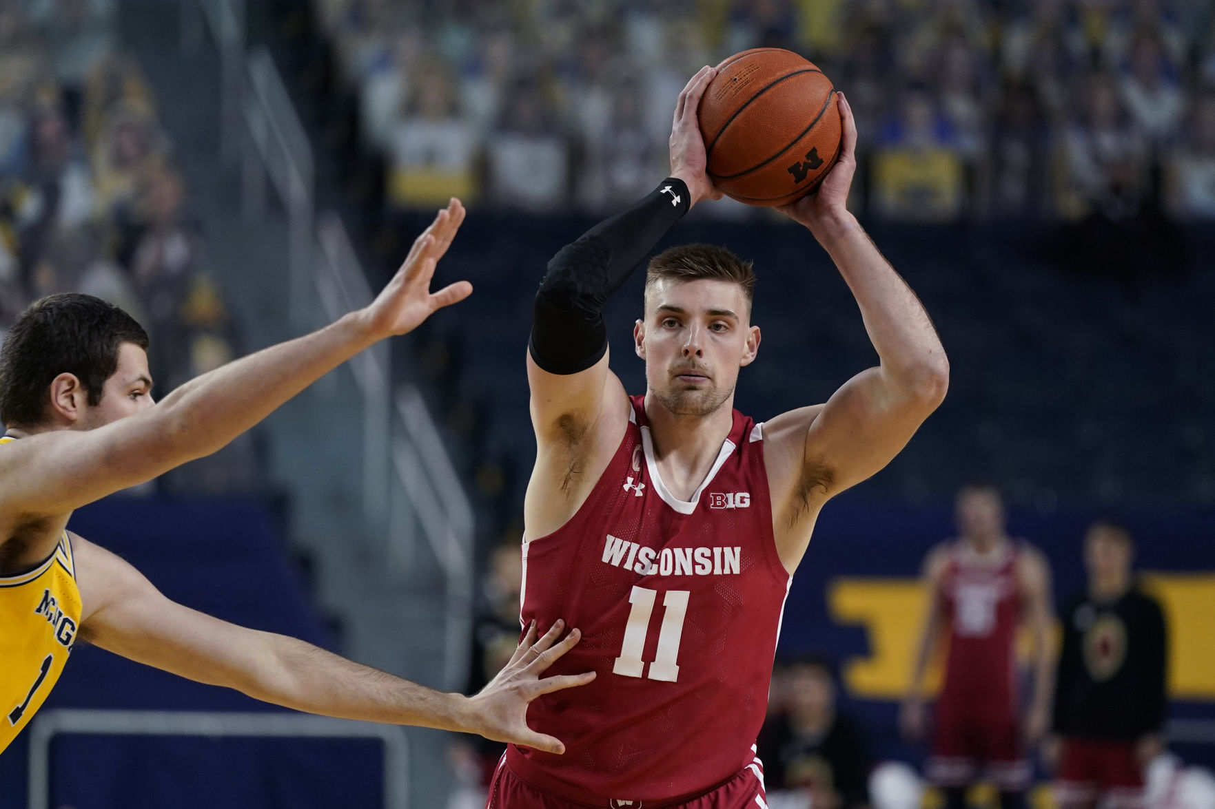 Michigan 77, UW 54
